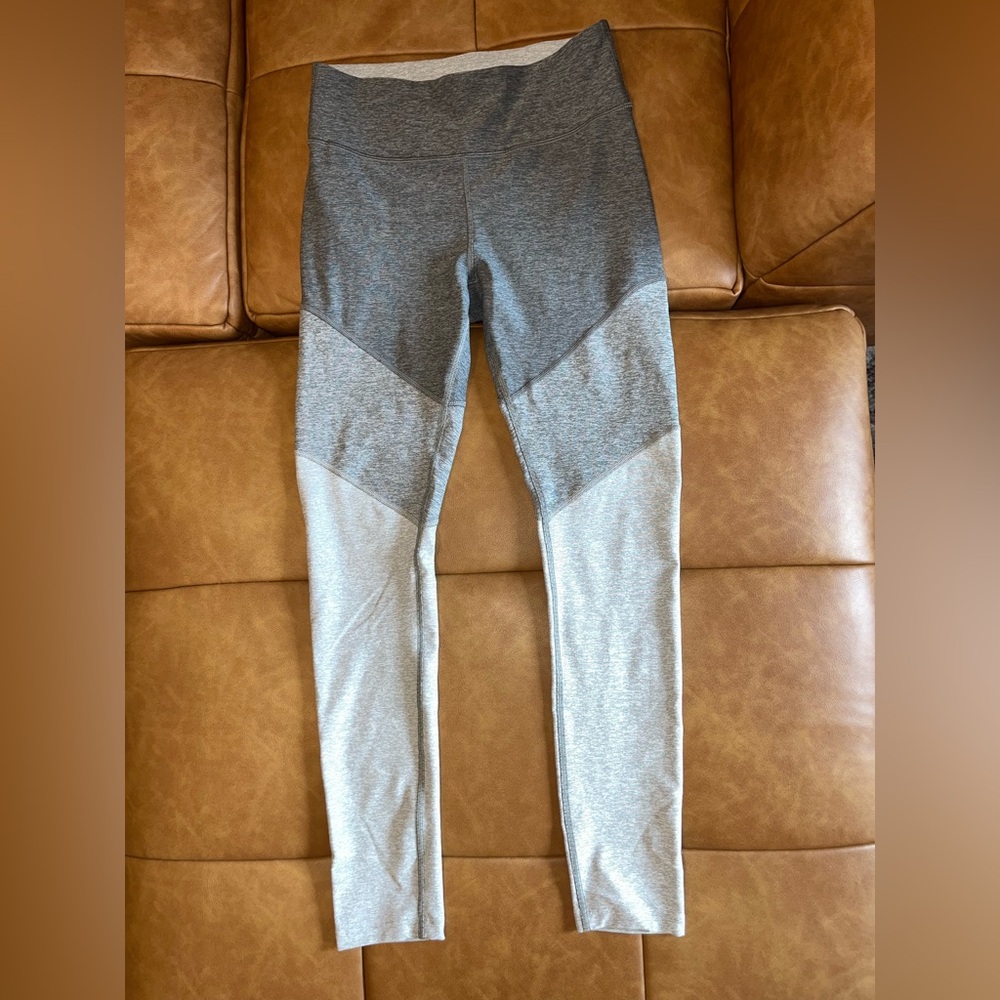 Outdoor Voices Women’s Gray Leggings